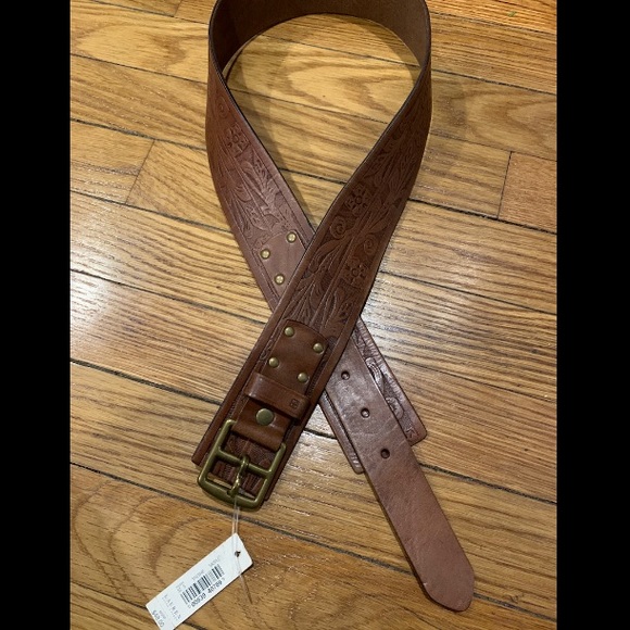 Lauren Ralph Lauren Accessories - Ralph Lauren  Size Small Brown leather belt